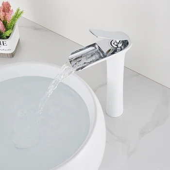 Vidric Роскошный смеситель для раковины в ванной комнате, латунные белые смесители, установленные на бортике, смеситель для горячей и холодной воды с одной ручкой