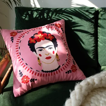 Комната современного искусства простой классический розовый диван кресло кузина арт леди вышитая наволочка декоративная наволочка квадратная 45x45cm